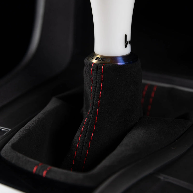 Hybrid Racing Alcantara Shift Boot (16-21 Honda Civic), Black - HYB-SBA-01-01